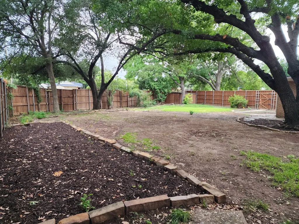 100 N Gentle Drive Richardson TX 75080