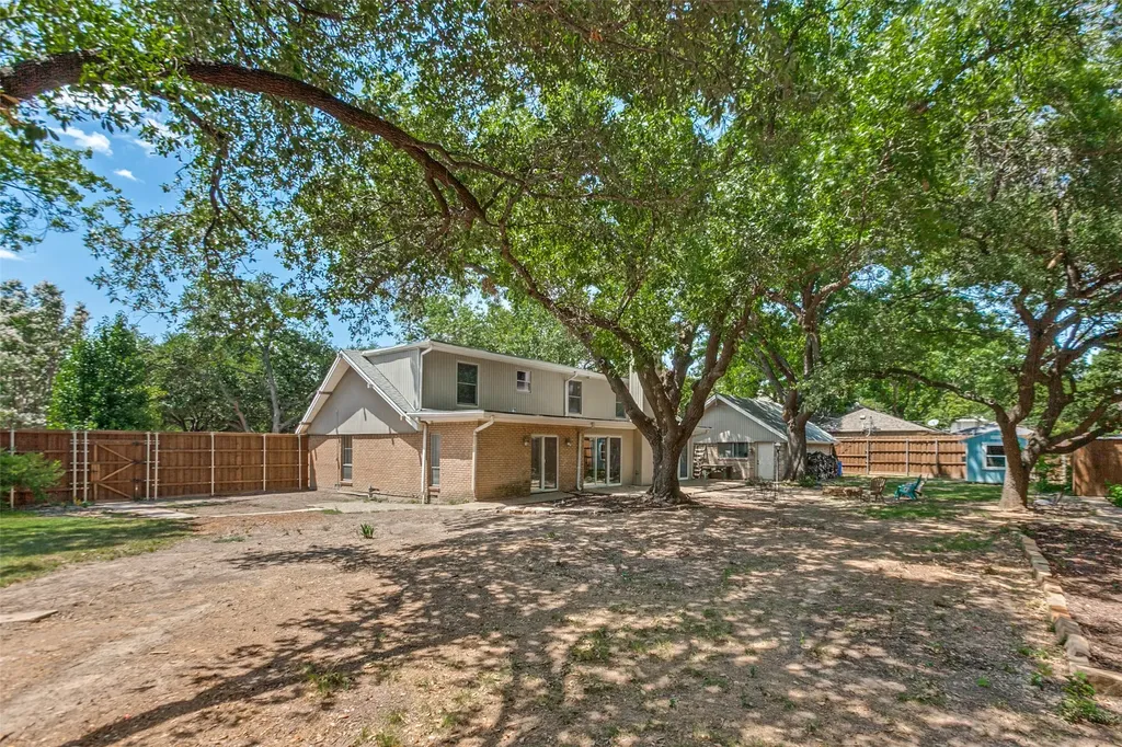 100 N Gentle Drive Richardson TX 75080