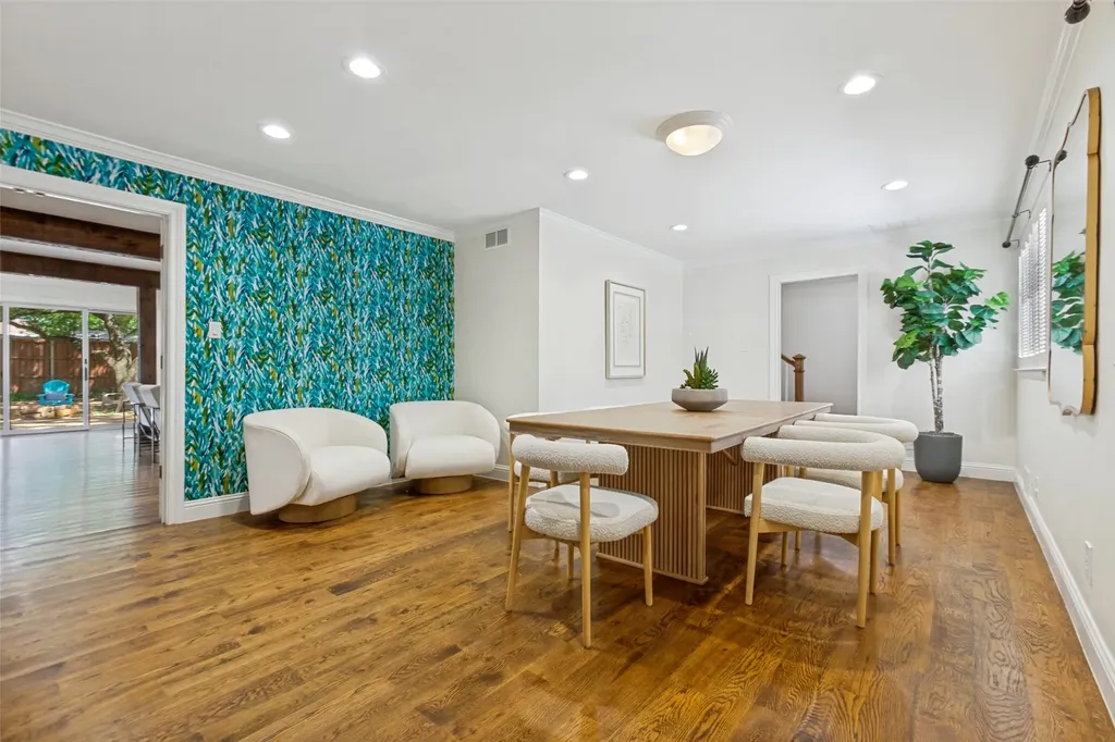 100 N Gentle Drive Richardson TX 75080