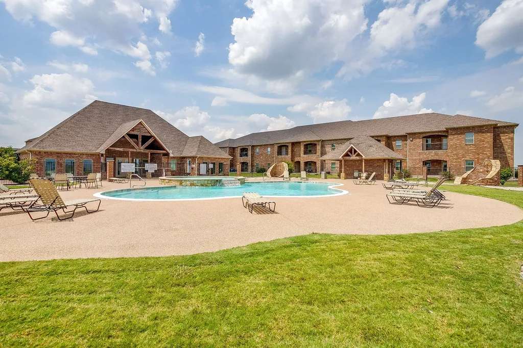 301 County Road 207 Alvarado TX 76009