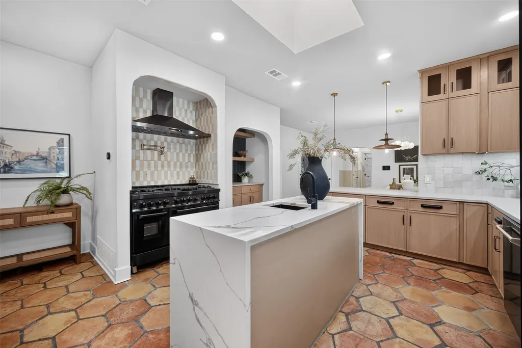 3713 Granada Trail Denton TX 76205