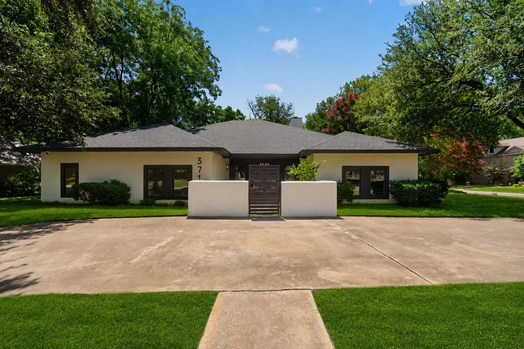 3713 Granada Trail Denton TX 76205