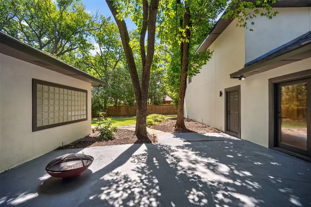 3713 Granada Trail Denton TX 76205