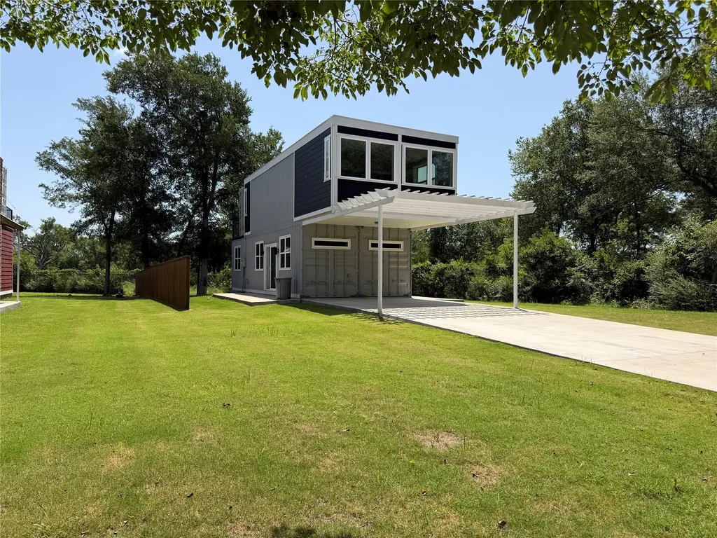 1232 Kennie Drive Commerce TX 75428