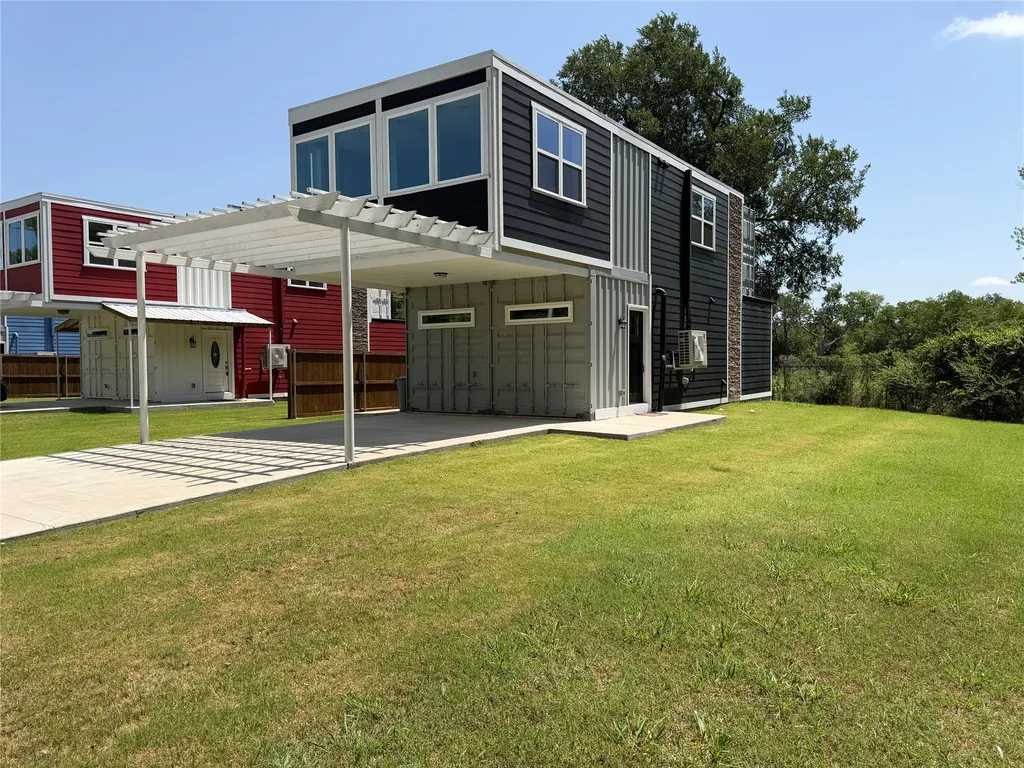 1232 Kennie Drive Commerce TX 75428