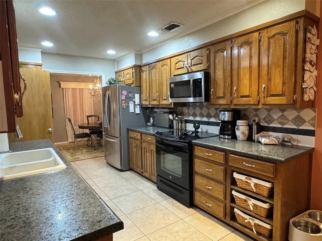 1104 Dove Hollow Road Granbury TX 76048