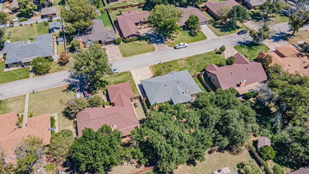 1104 Dove Hollow Road Granbury TX 76048