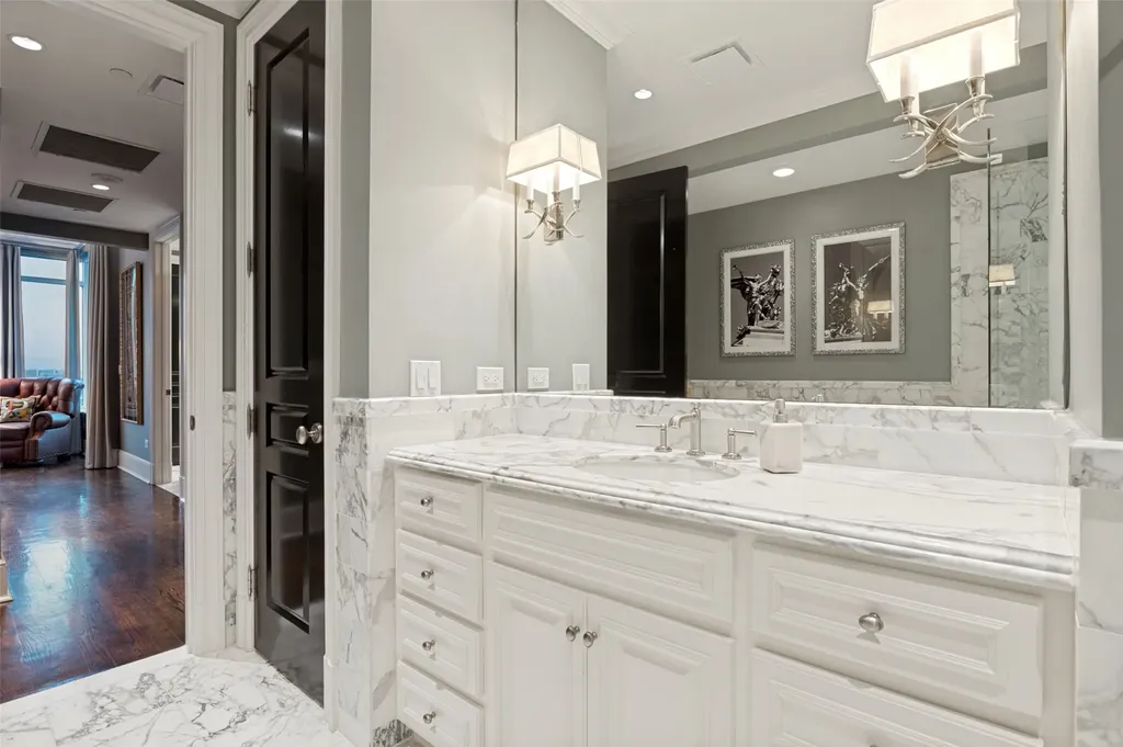 3505 Turtle Creek Boulevard Dallas TX 75219