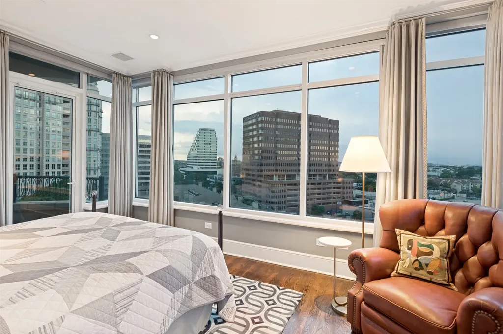 3505 Turtle Creek Boulevard Dallas TX 75219