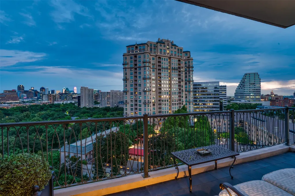 3505 Turtle Creek Boulevard Dallas TX 75219