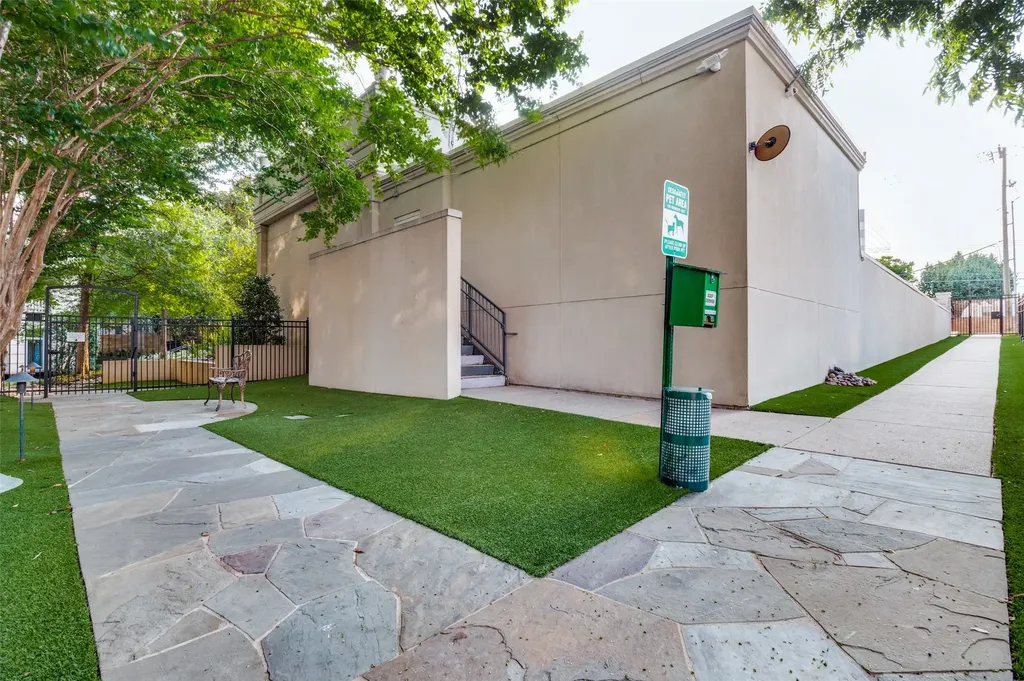 3505 Turtle Creek Boulevard Dallas TX 75219