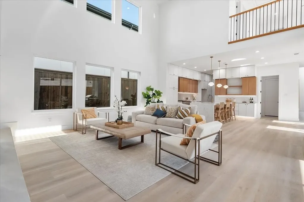 1507 Dennison Street Dallas TX 75212