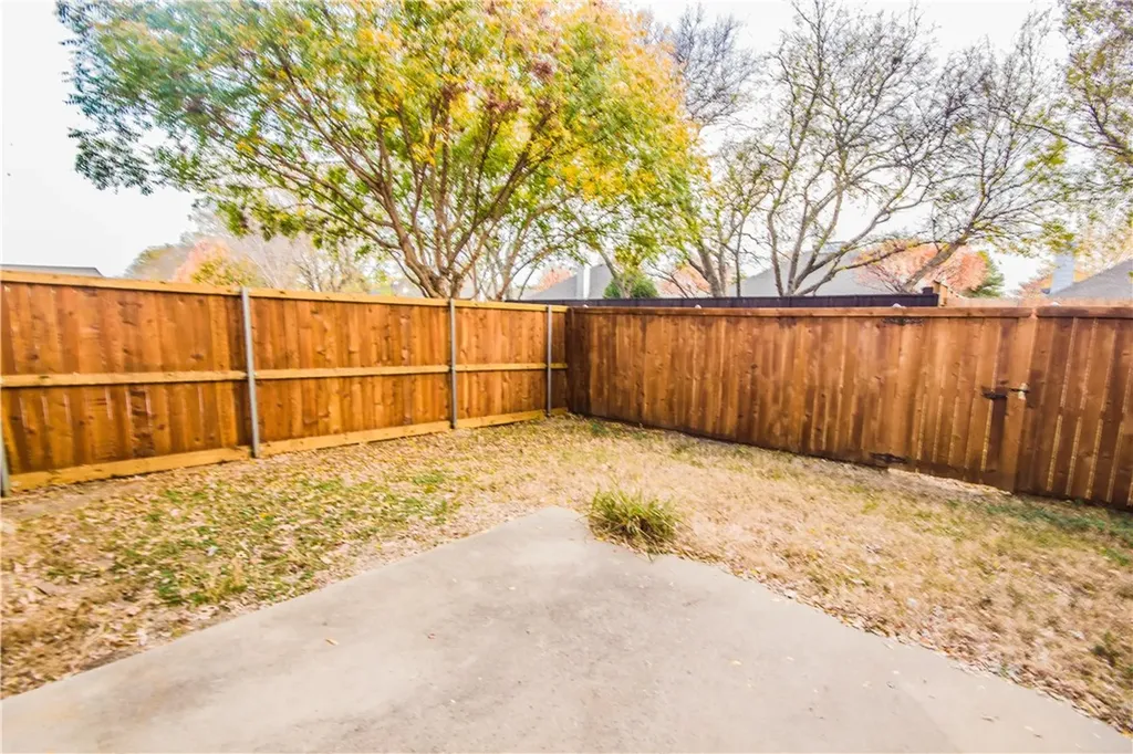 10371 Darkwood Drive Frisco TX 75035