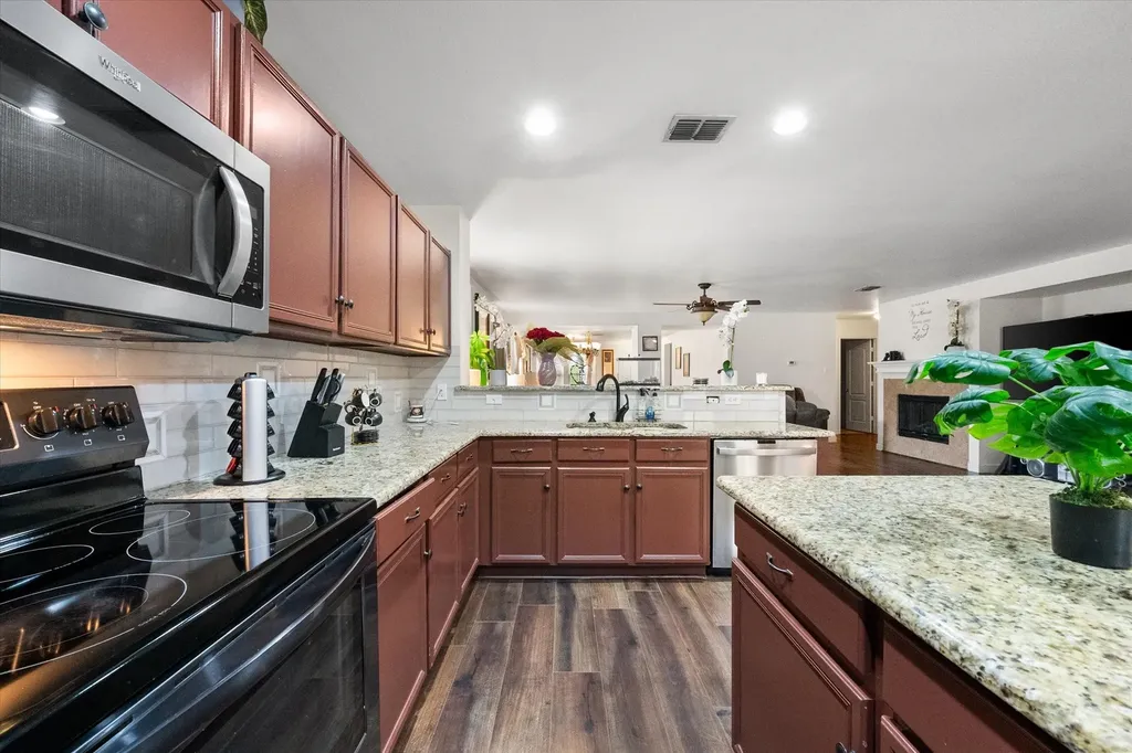 1315 Foster Street Cedar Hill TX 75104
