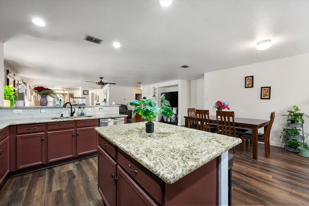 1315 Foster Street Cedar Hill TX 75104