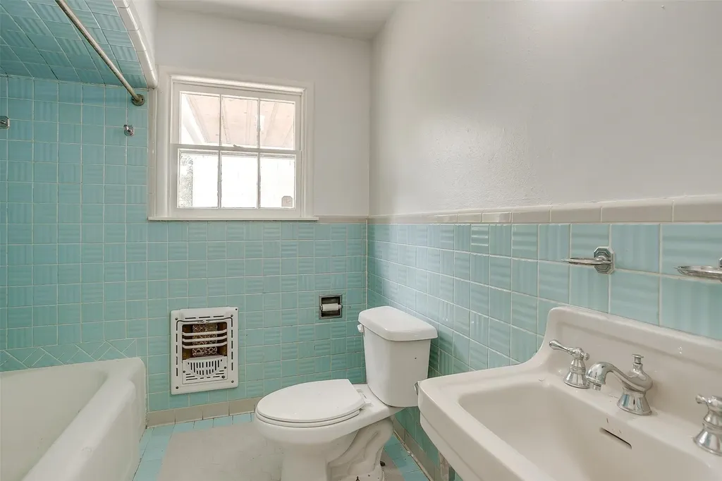 3557 Suffolk Drive Fort Worth TX 76109