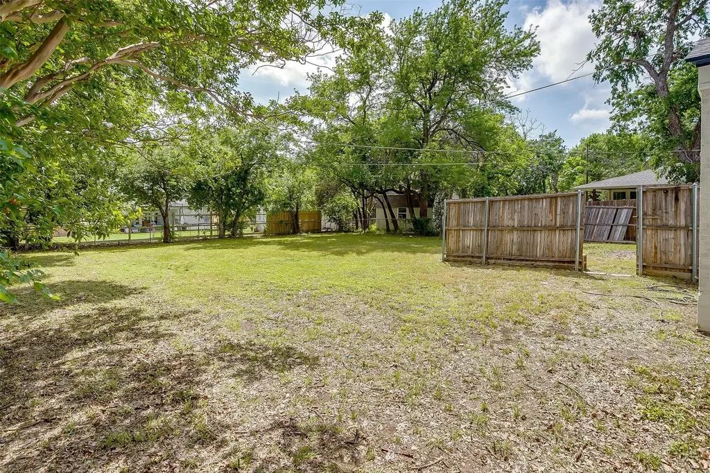 3557 Suffolk Drive Fort Worth TX 76109