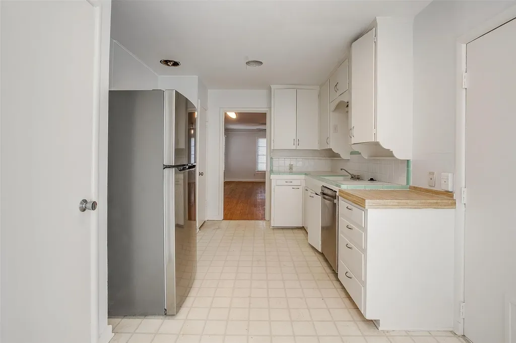 3557 Suffolk Drive Fort Worth TX 76109