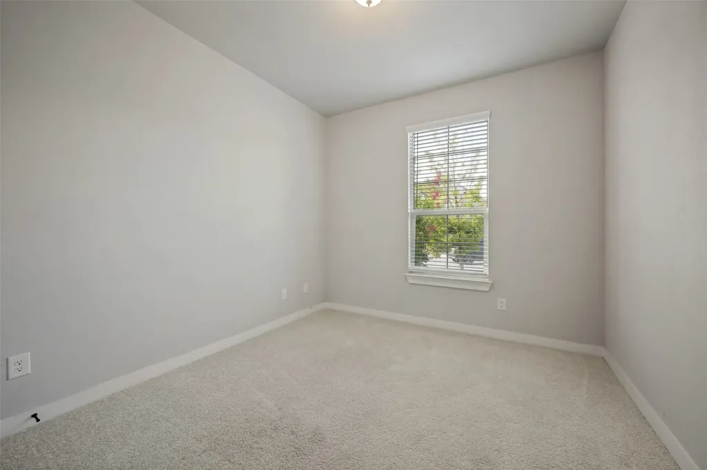 1234 Stagecoach Trail Justin TX 76247