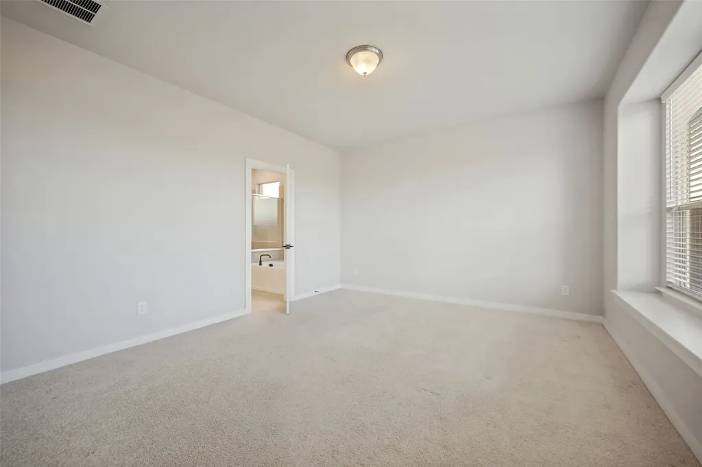 1234 Stagecoach Trail Justin TX 76247