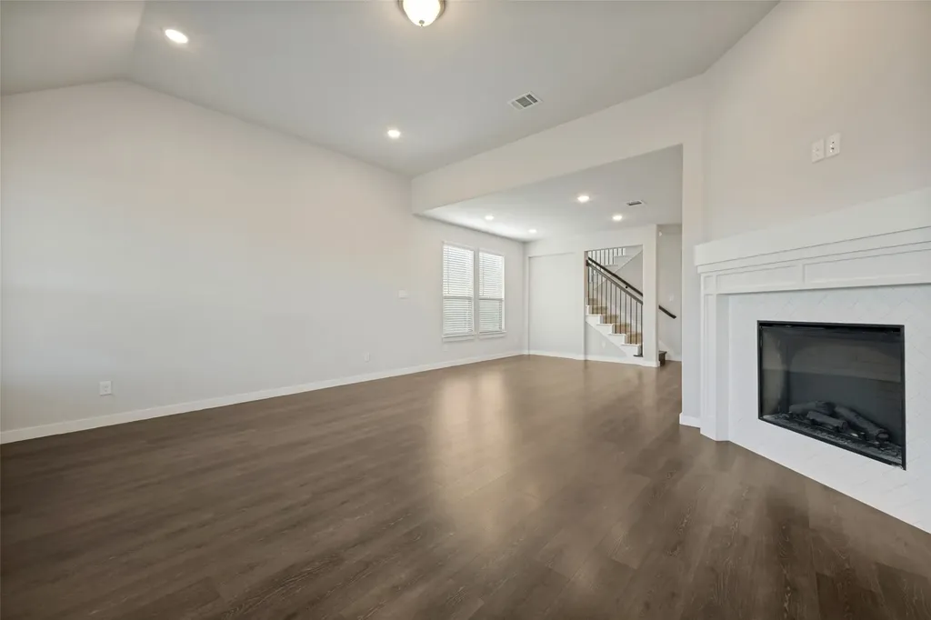1234 Stagecoach Trail Justin TX 76247