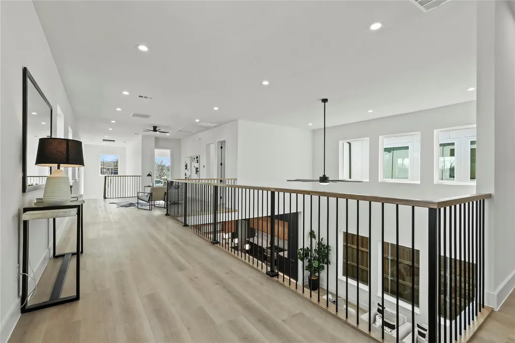 1503 Dennison Street Dallas TX 75212