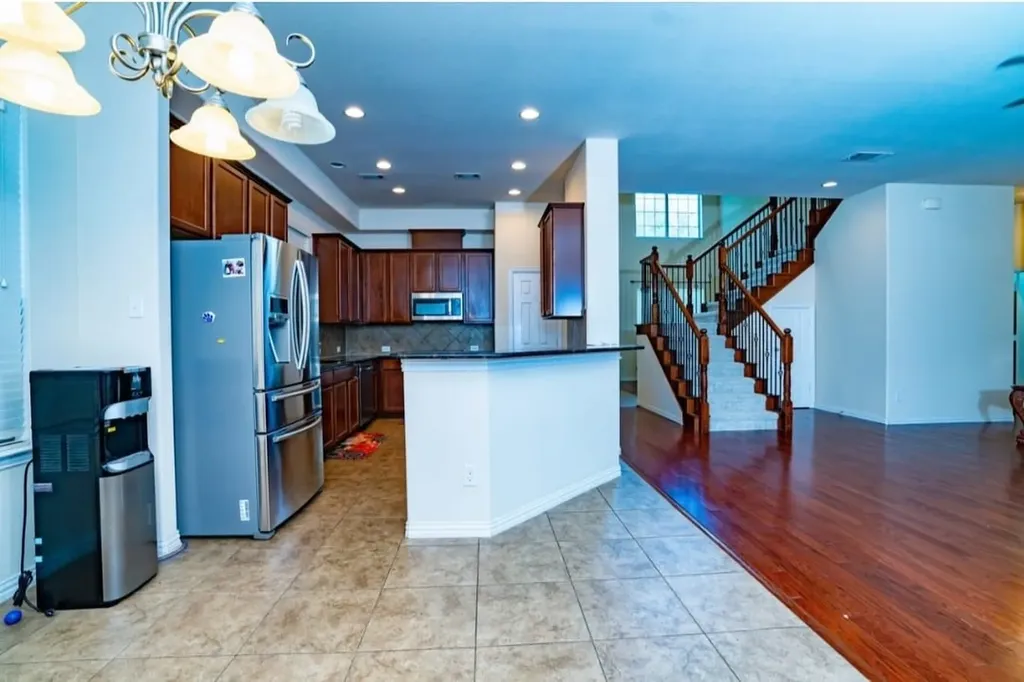 2439 Newcastle Bend Irving TX 75063