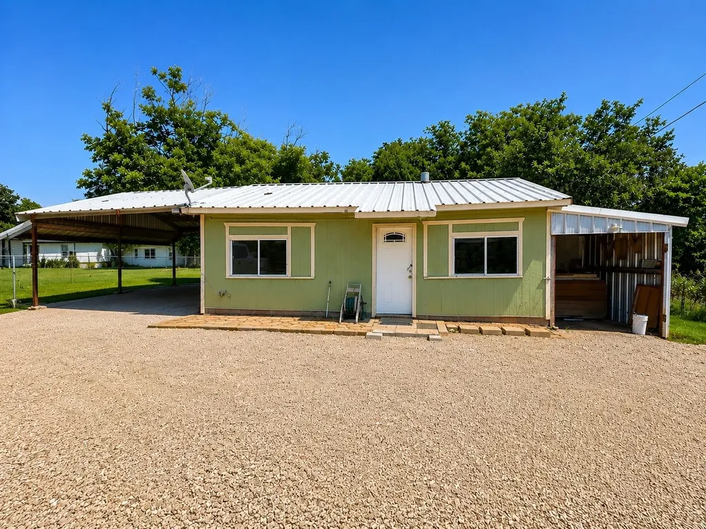 112 Shobert Drive Whitney TX 76692
