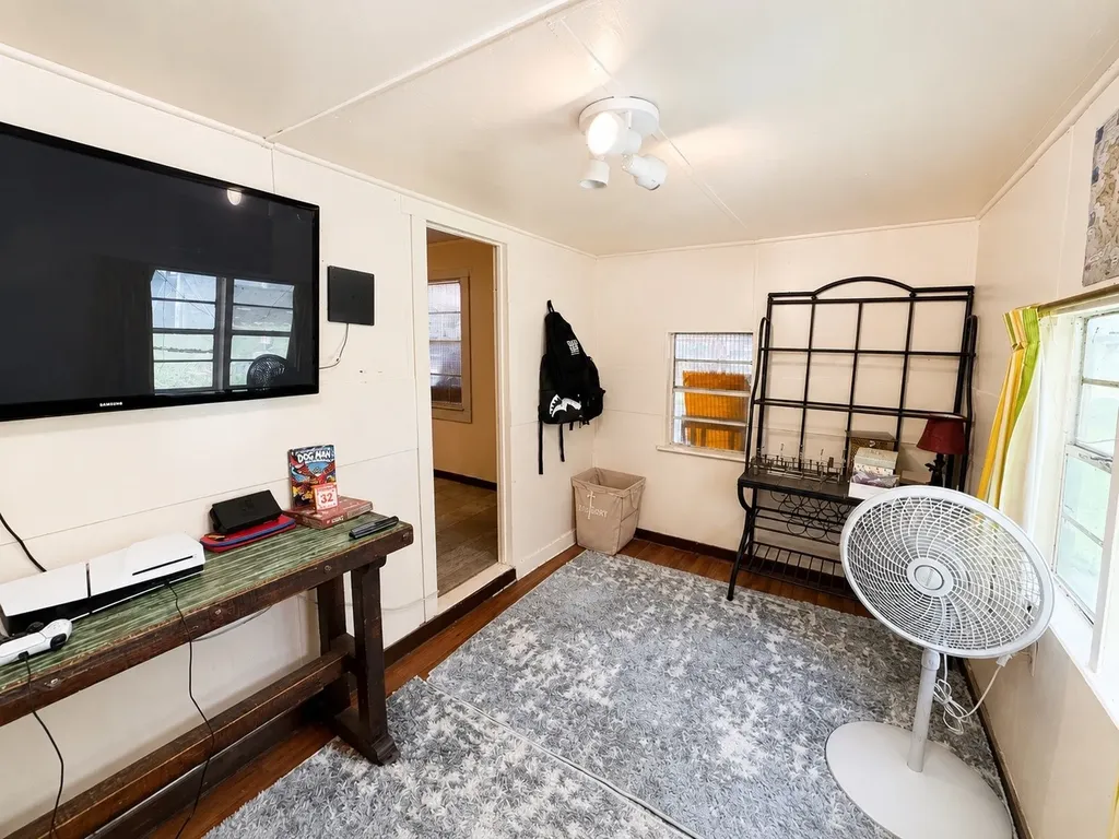 112 Shobert Drive Whitney TX 76692