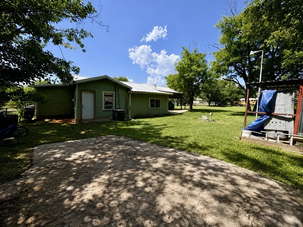 112 Shobert Drive Whitney TX 76692