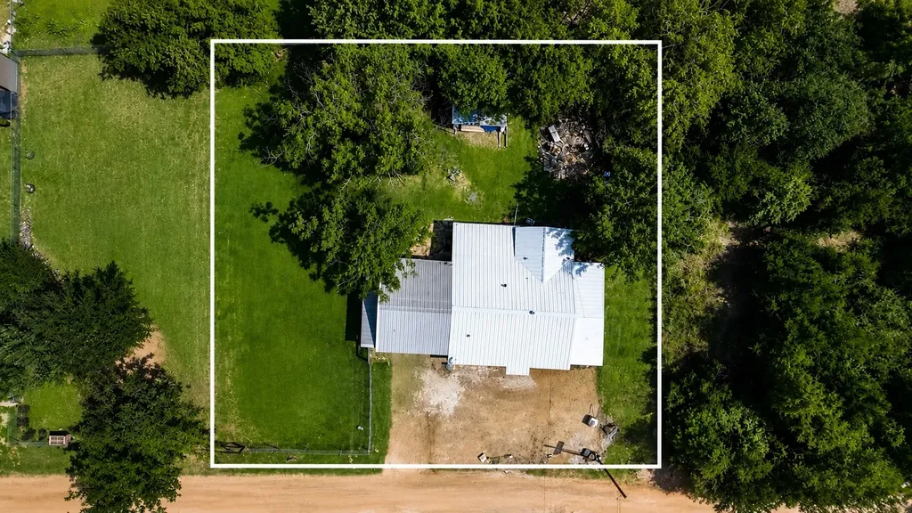 112 Shobert Drive Whitney TX 76692