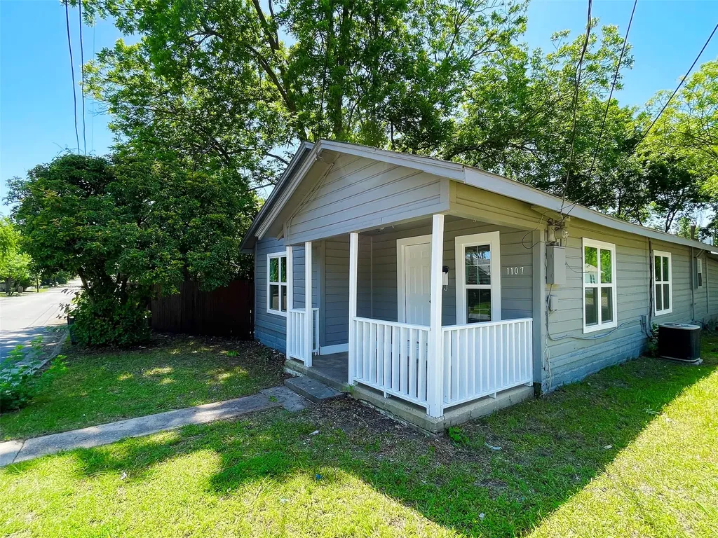 1107 Hall Street Mckinney TX 75069