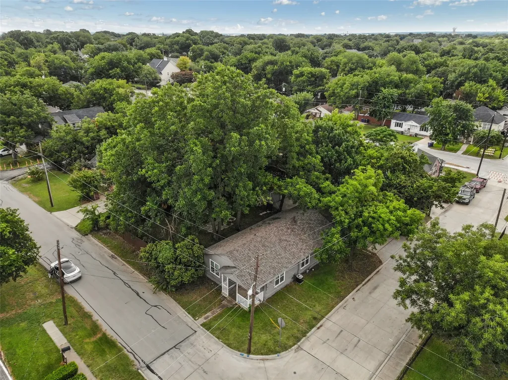 1107 Hall Street Mckinney TX 75069