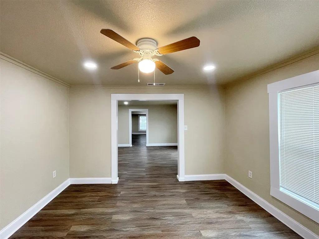 1107 Hall Street Mckinney TX 75069