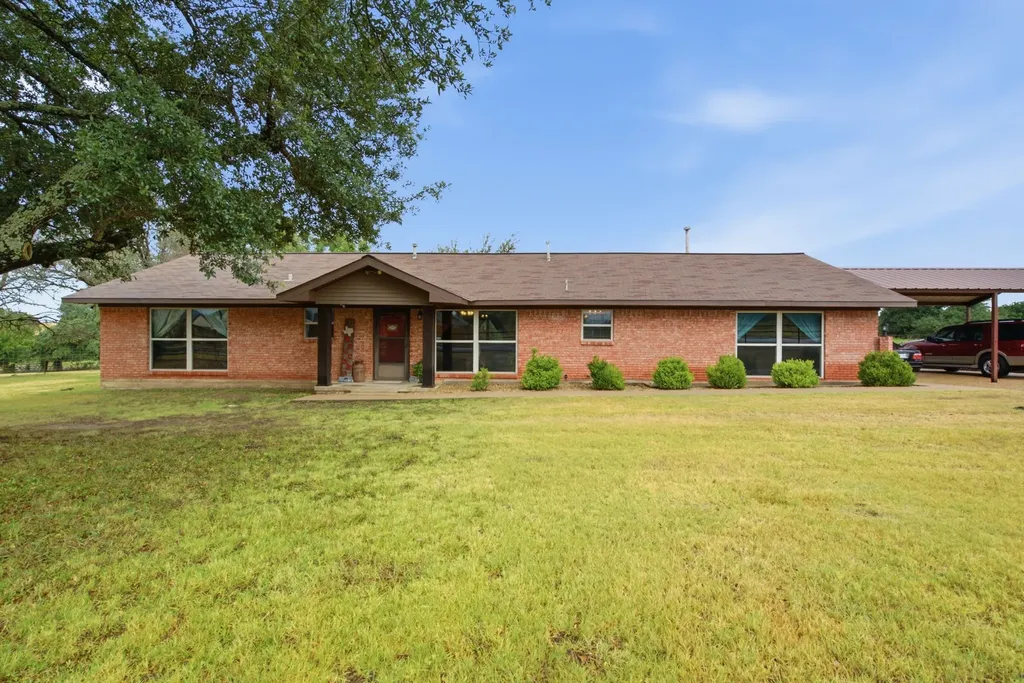 1670 Alexander Road Stephenville TX 76401