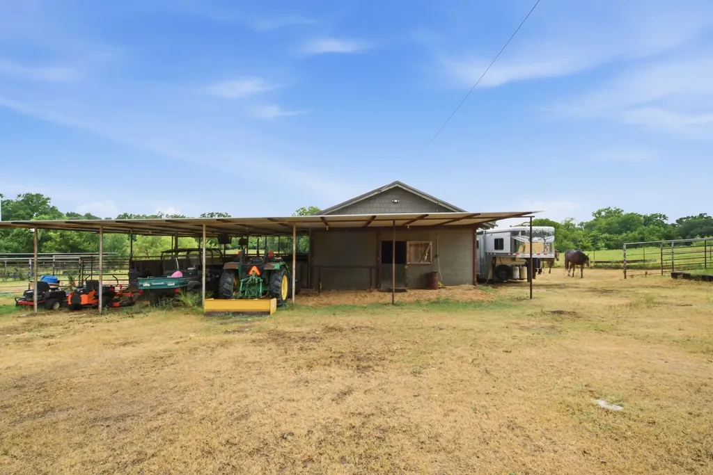 1670 Alexander Road Stephenville TX 76401