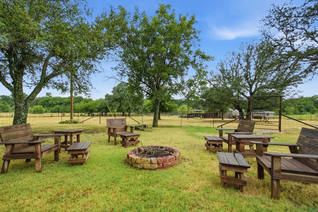 1670 Alexander Road Stephenville TX 76401