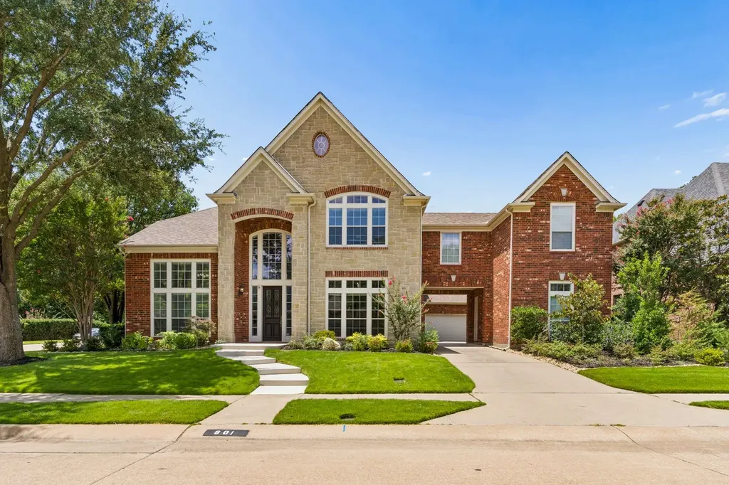 801 Glendevon Drive Mckinney TX 75071