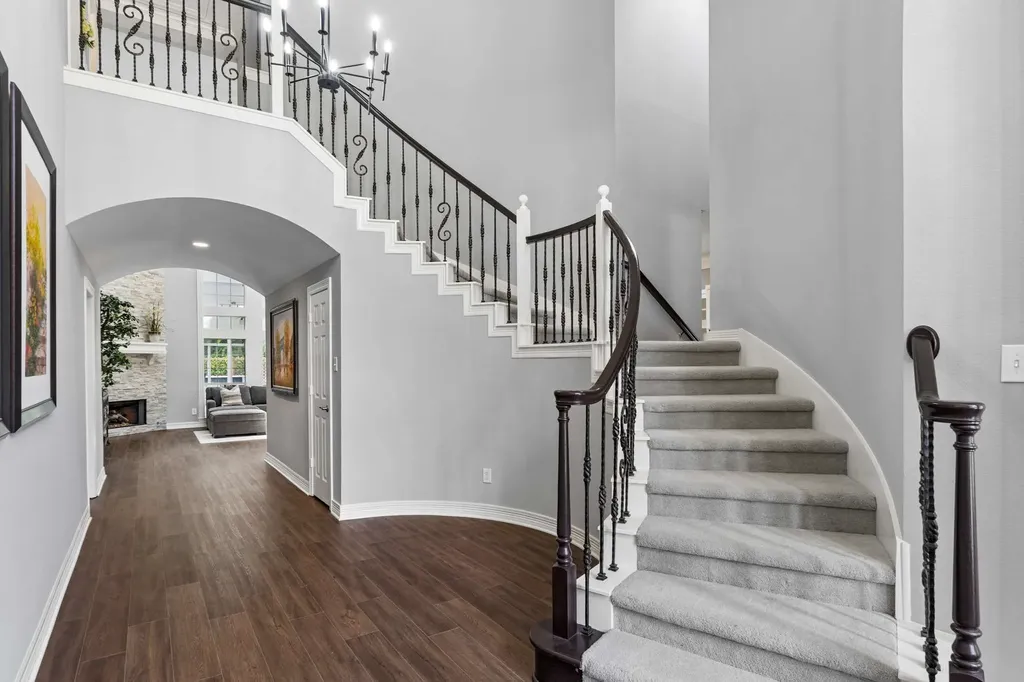 801 Glendevon Drive Mckinney TX 75071