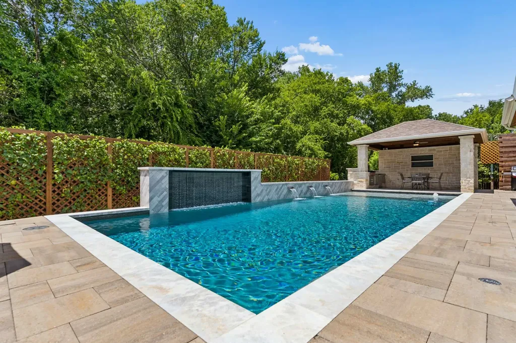 801 Glendevon Drive Mckinney TX 75071