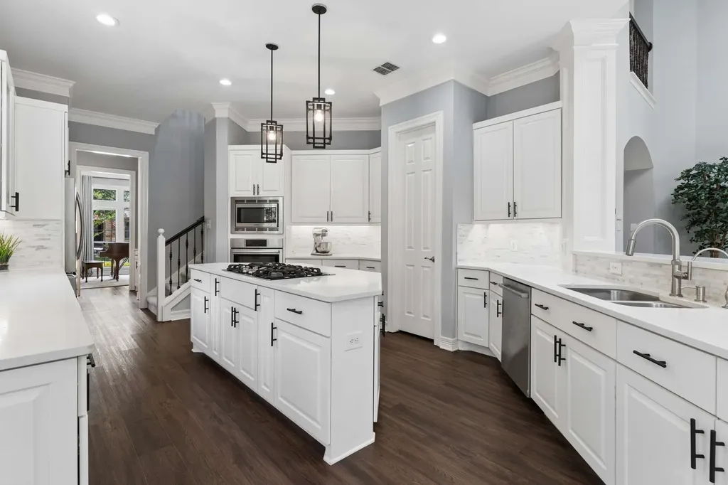 801 Glendevon Drive Mckinney TX 75071