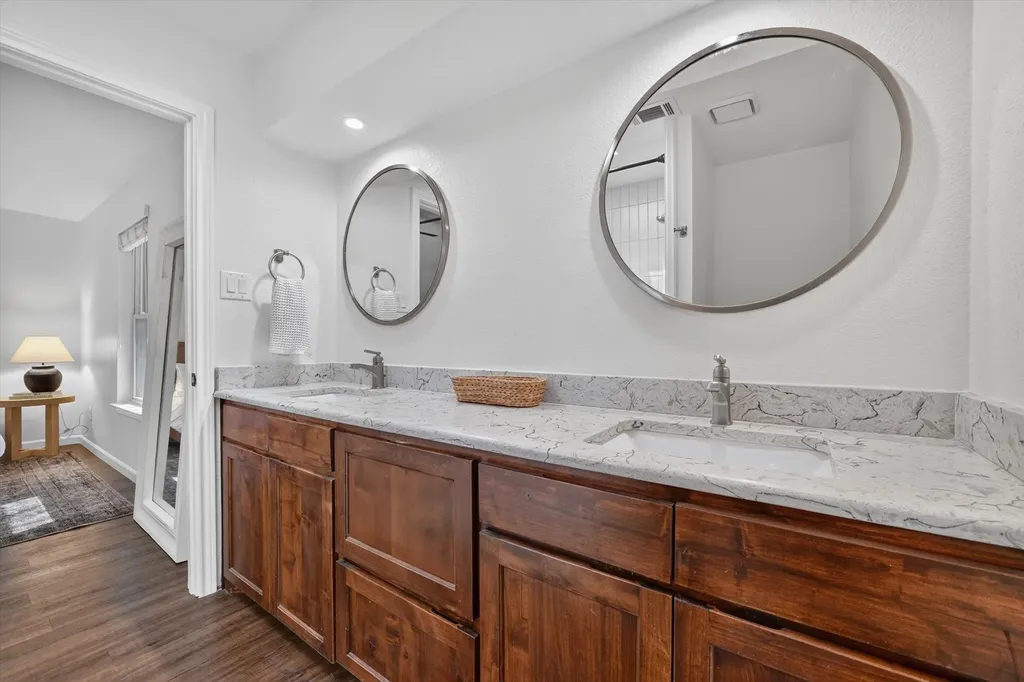 2511 Poppy Lane Euless TX 76039