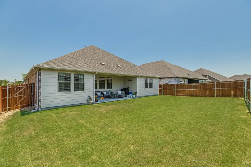 3812 Copperwood Drive Princeton TX 75071