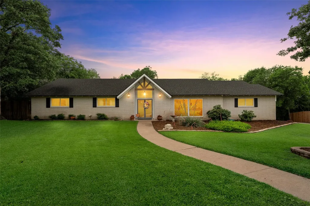 1124 Sierra Drive Woodway TX 76712