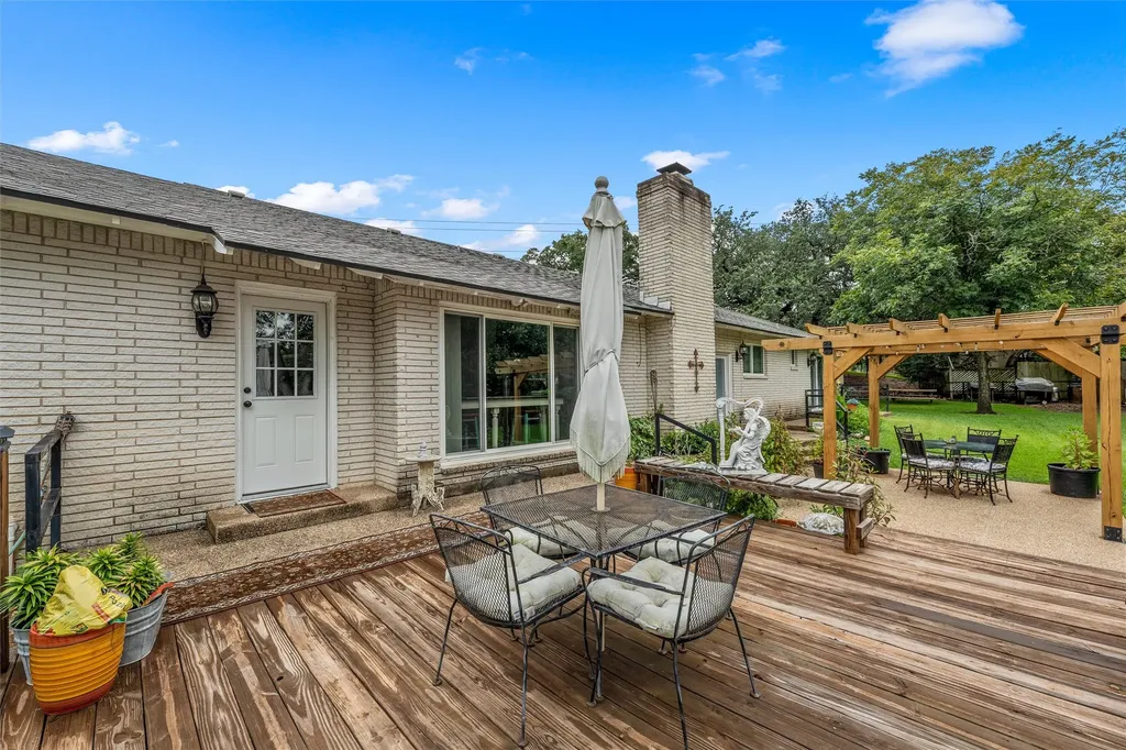 1124 Sierra Drive Woodway TX 76712