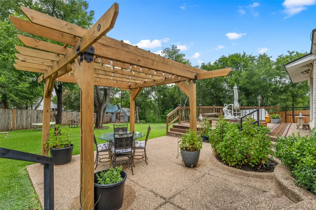 1124 Sierra Drive Woodway TX 76712