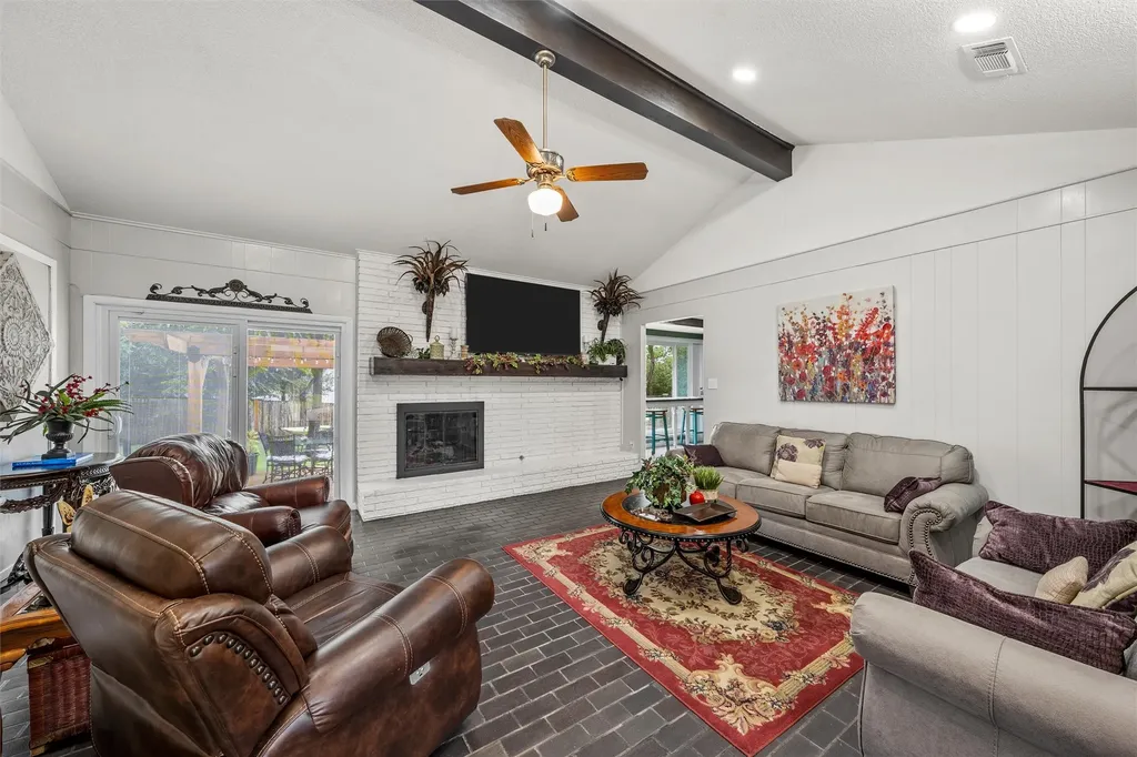 1124 Sierra Drive Woodway TX 76712