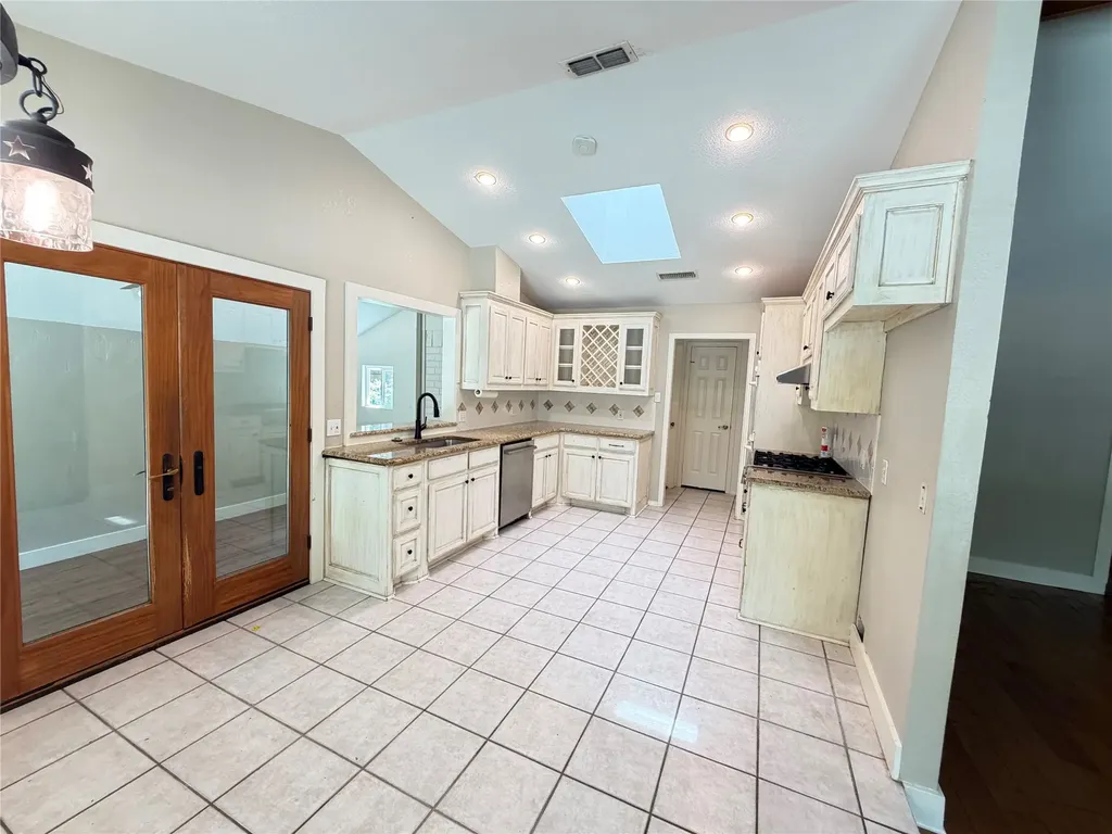 1203 Oakwood Trail Southlake TX 76092