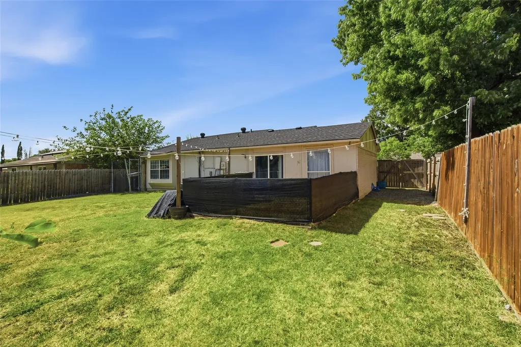 2326 Idlewood Drive Arlington TX 76014