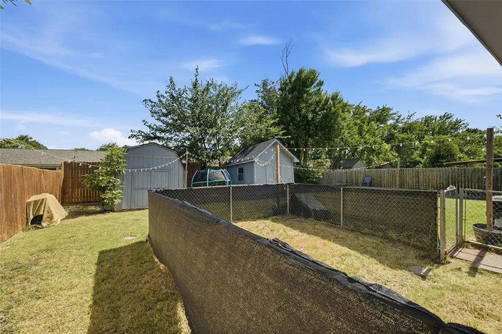 2326 Idlewood Drive Arlington TX 76014